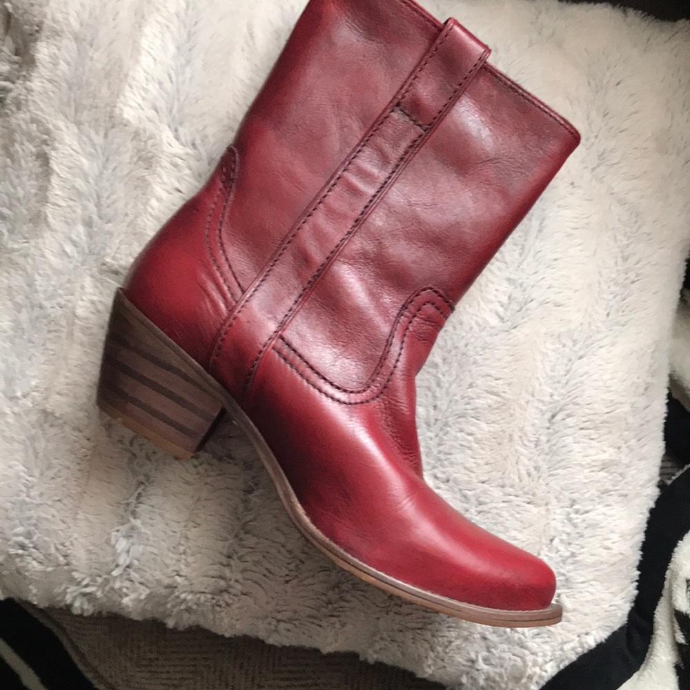 Deep Red Cowboy Style Boots